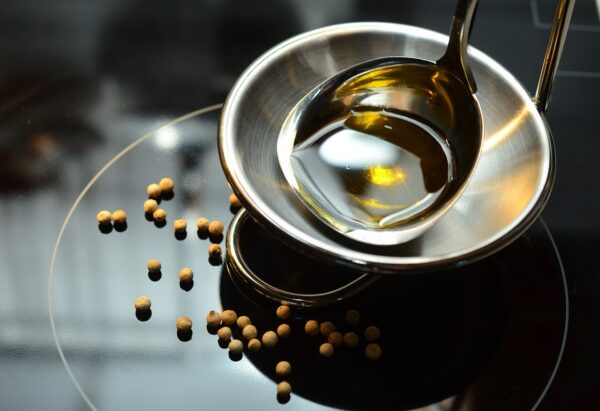 oil, olive oil, kitchen-1062433.jpg