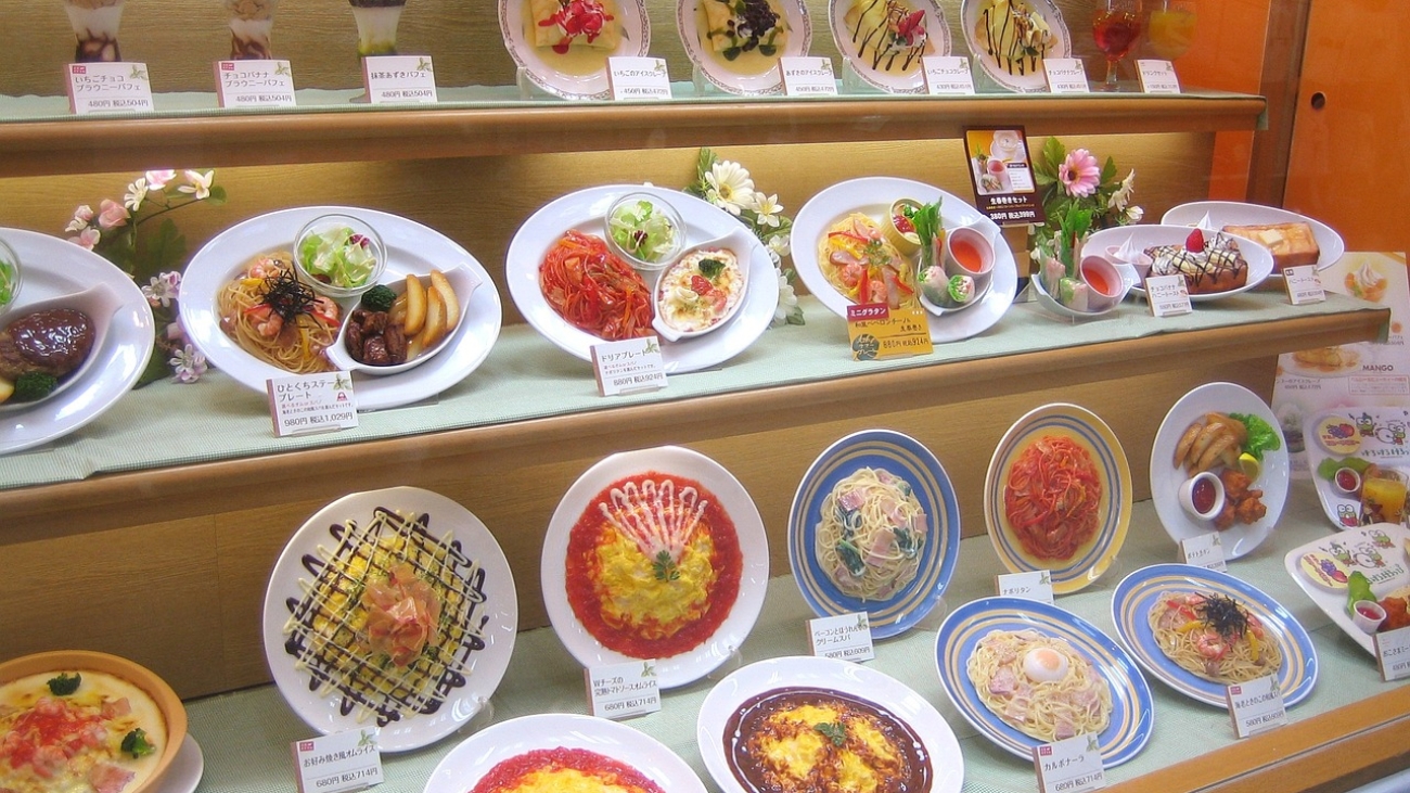 fake plastic food, restaurant showcase, japan-1487542.jpg